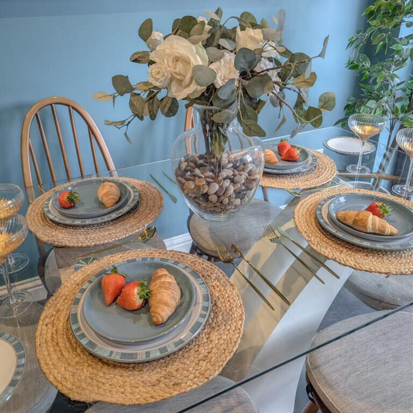 Azure Coupe Dinner Plates - Set Of 4