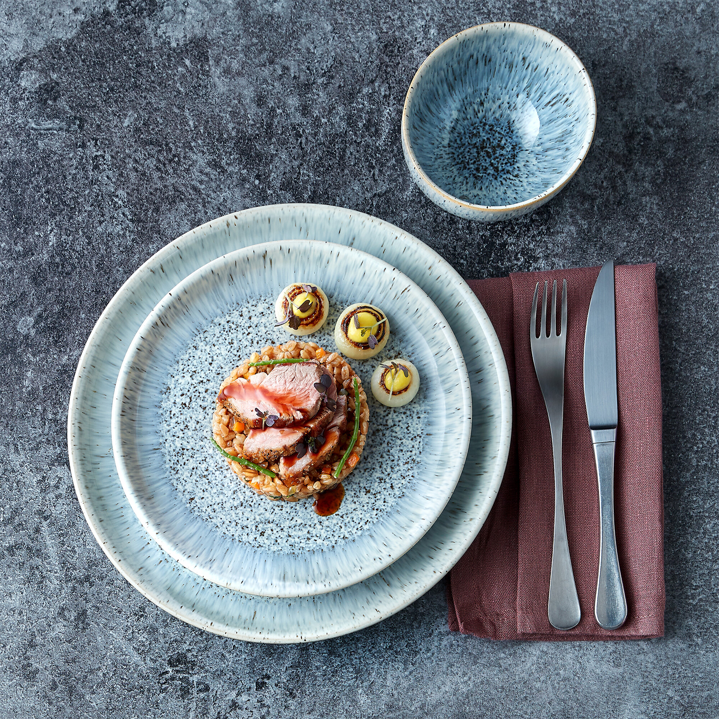 Halo Speckle Coupe Dinner Plate