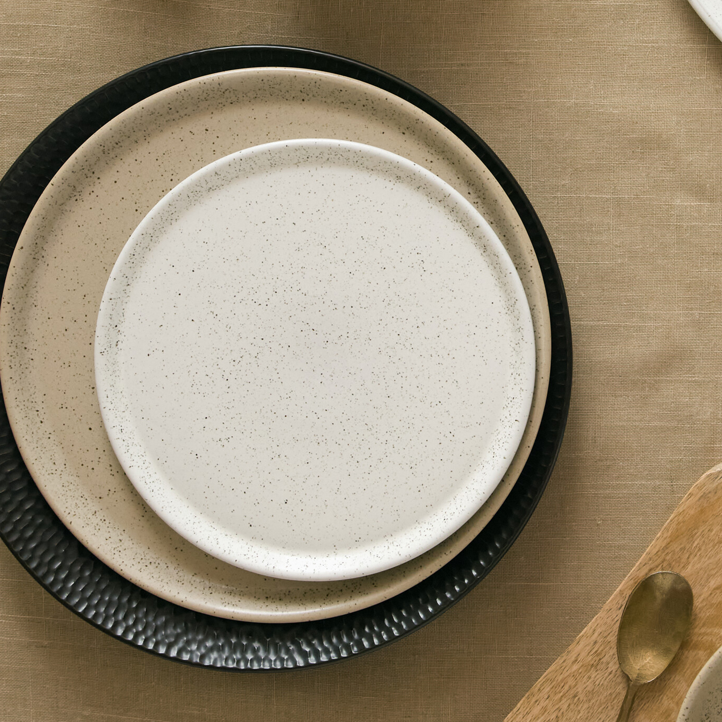 Grain Mixed 12 Piece Tableware Set