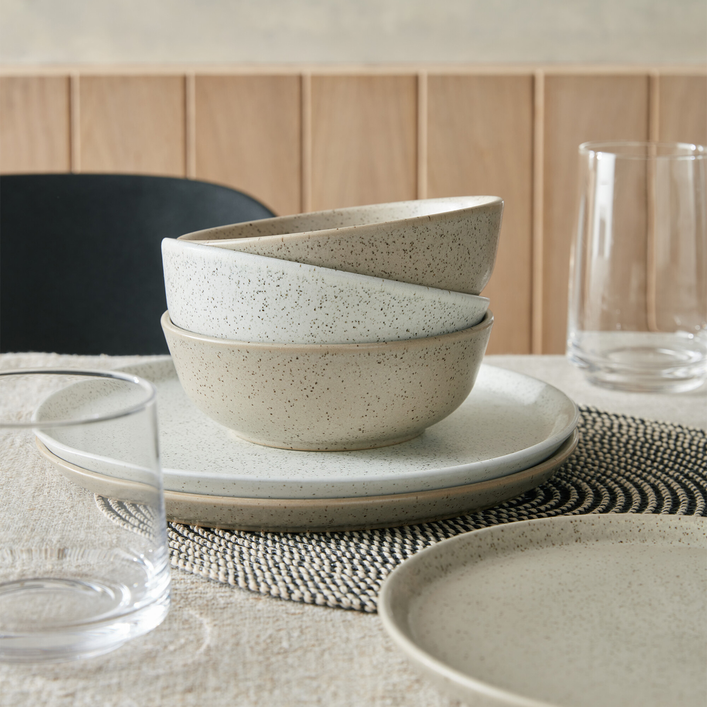 Grain Mixed 12 Piece Tableware Set