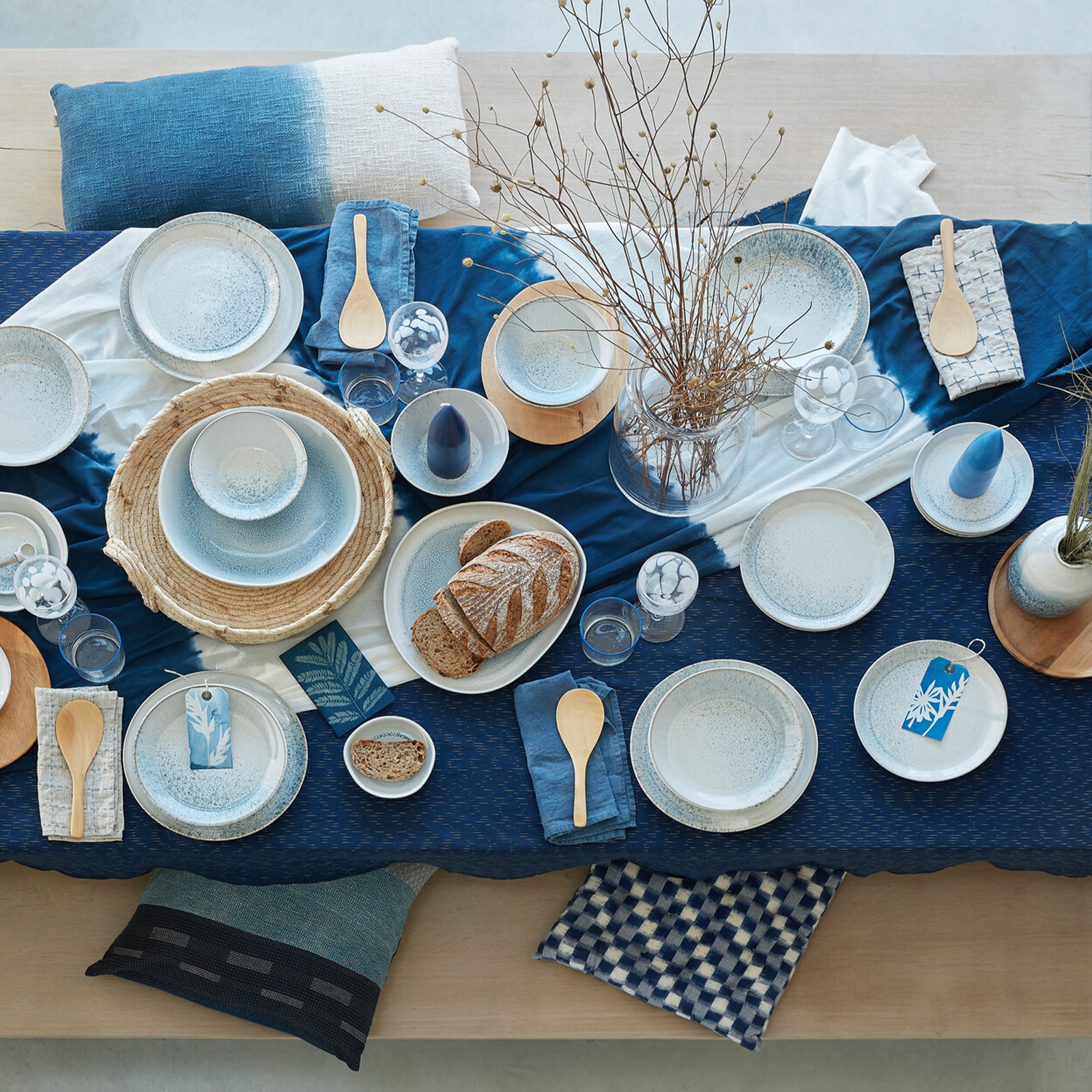 Dinnerware Sets