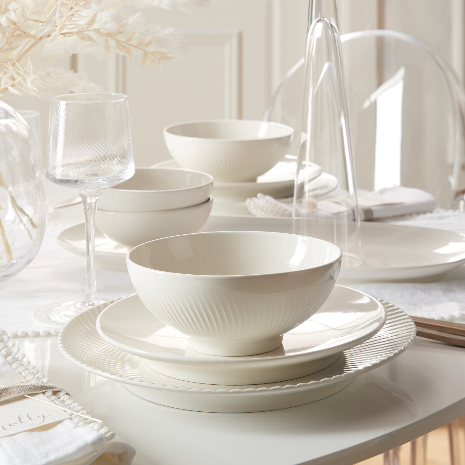 White Dinnerware Sets