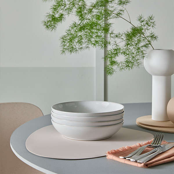 {"default":"denby_cotton_white_pasta_bowls"}
